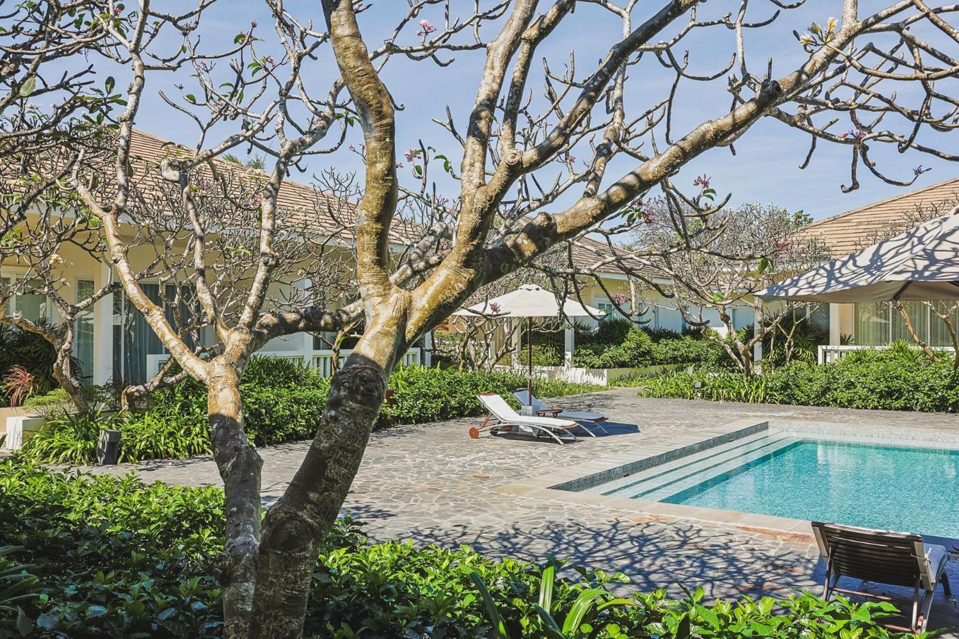 Azerai Ke Ga Bay Hotel Exterior photo