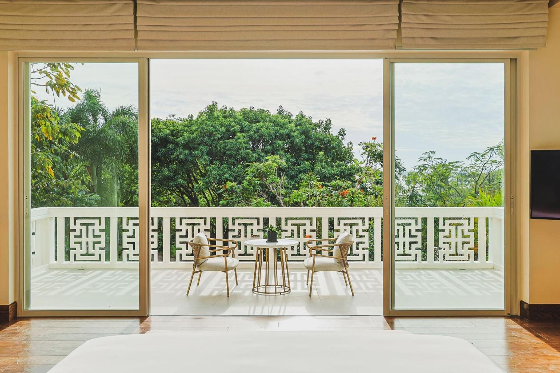 Azerai Ke Ga Bay Hotel Exterior photo