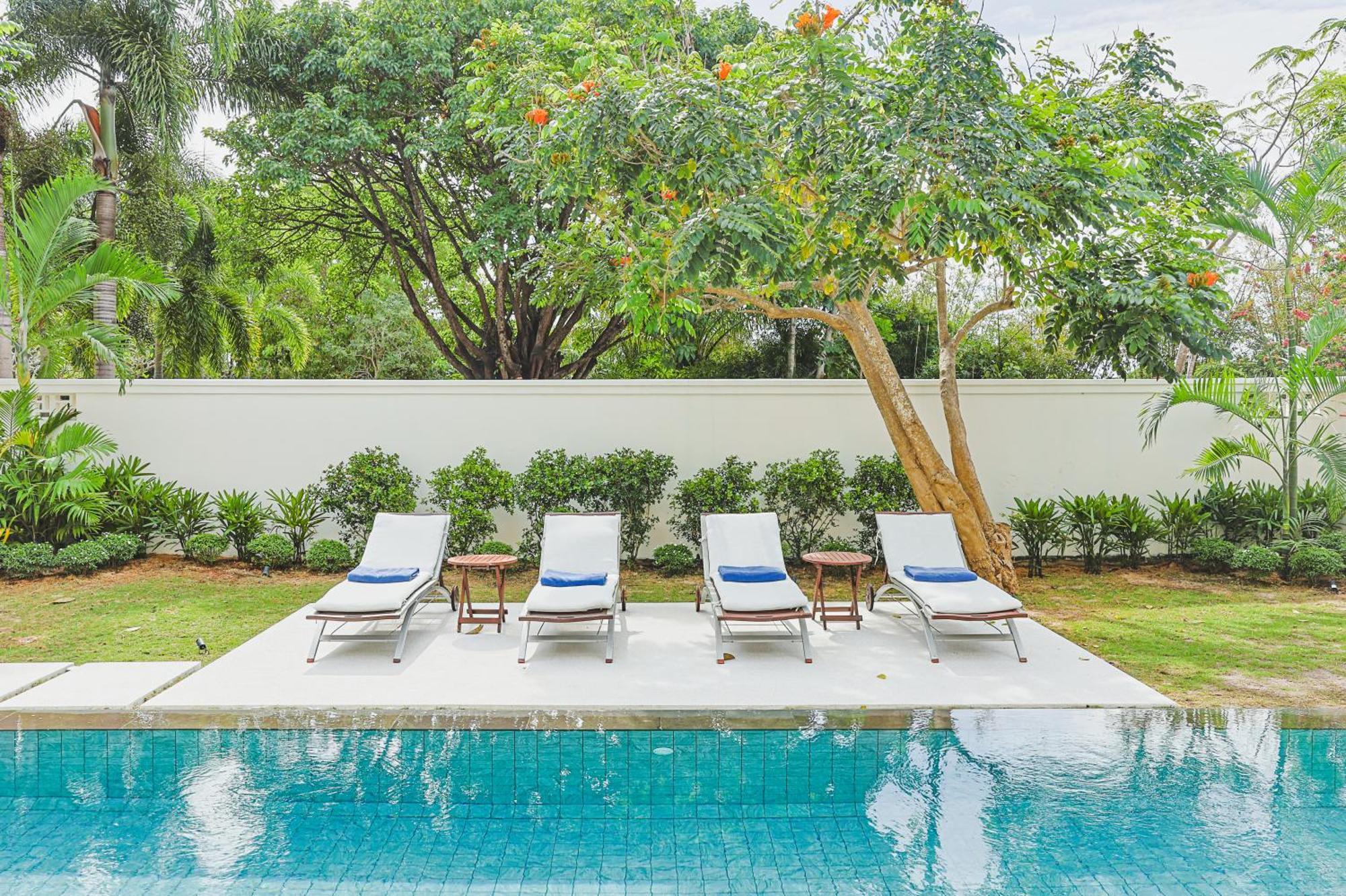 Azerai Ke Ga Bay Hotel Exterior photo