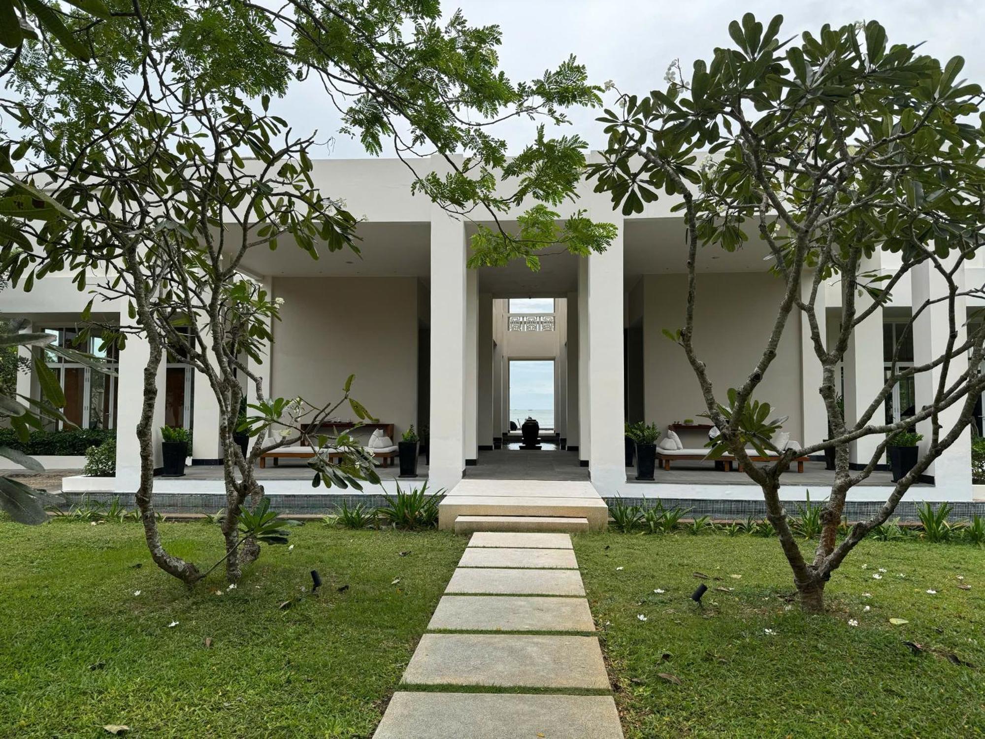 Azerai Ke Ga Bay Hotel Exterior photo